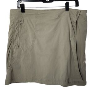 Merrell Wrap Skort Olive Green Adjustable Waist Hiking Size‎ 14